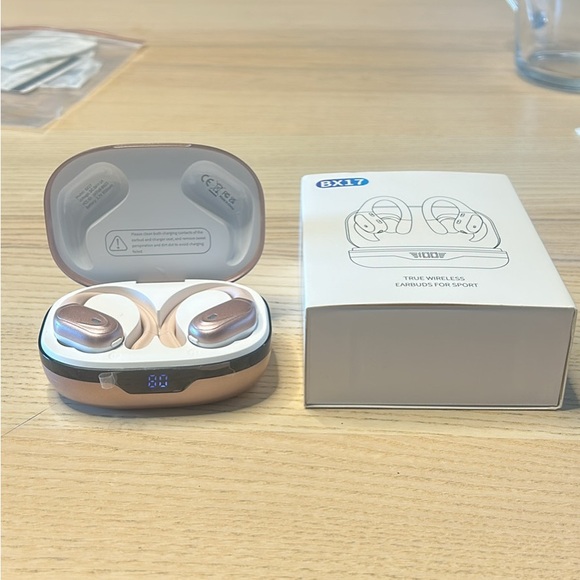 Rose Gold Wireless Earbuds - Picture 2 of 10
